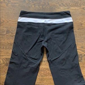 Black Lulu lemon leggings